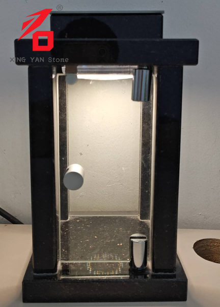 Гробљанска ЛЕД лампа са соларним панелом